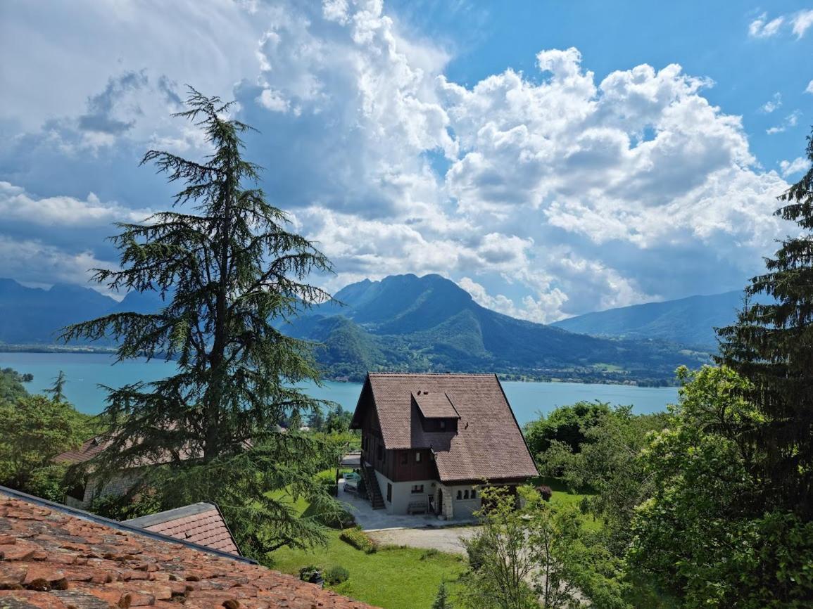 Petit studio vue lac / La Talloirdaze Talloires Extérieur photo
